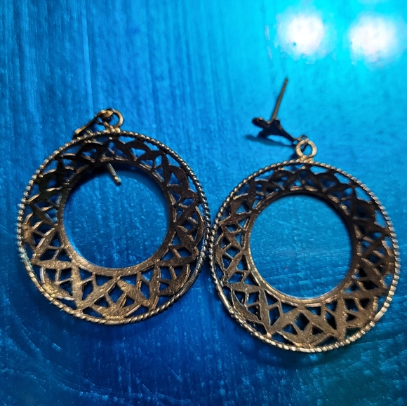 3/25 Vintage 70s Faux Silver Fashion Earrings - Picture 2 of 2